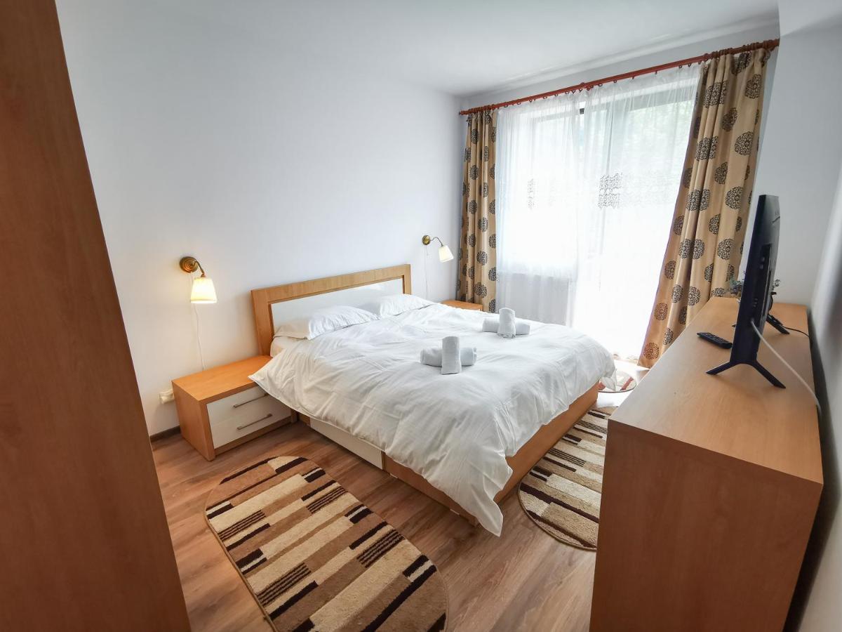 Orchid Luxury Apartment Сіная Екстер'єр фото